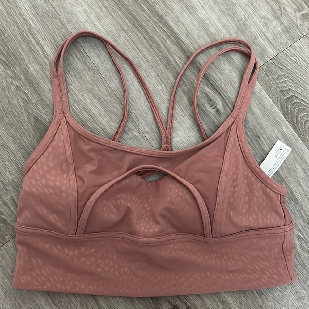 LULULEMON sports bra